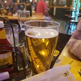 Buffalo Wild Wings - Fill it up!!! - American Near Me - Des Moines, Iowa
