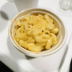 Sidney Kimmel Comprehensive Cancer Center - This Mac needs Life Support