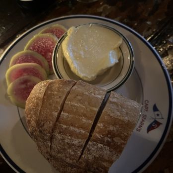 St. Anselm - Sourdough bread - New American Near Me - Brooklyn, New York St. Anselm - Sourdough bread - New American Near Me - Brooklyn, New York