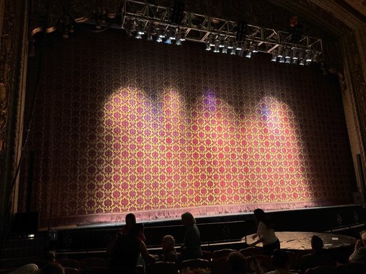 Warnors Theatre by null