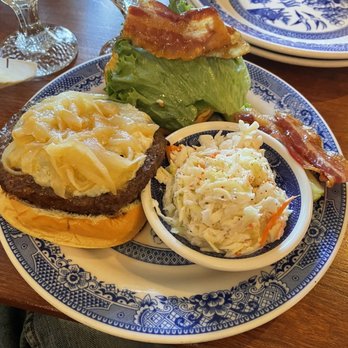 Dobbin House Tavern - Dobbin's Hamburger with Bleu Cheese & Bacon with coleslaw (Note: removed the tomato slices before taking the pic) - Bars Near Me - Gettysburg, Pennsylvania