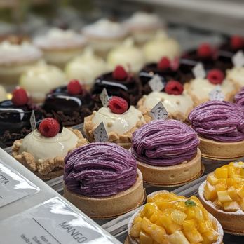Yuzu No Ki - a variety of desserts on display - Patisserie/Cake Shop Near Me - Markham, Ontario Yuzu No Ki - a variety of desserts on display - Patisserie/Cake Shop Near Me - Markham, Ontario