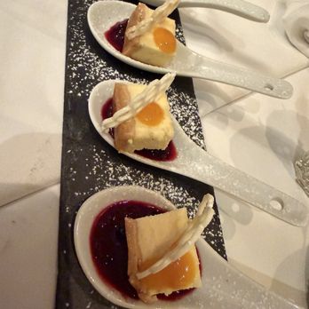 Restaurant Didi's Frieden - Cheesecake - Modern European Near Me - Zürich, ZH Restaurant Didi's Frieden - Cheesecake - Modern European Near Me - Zürich, ZH