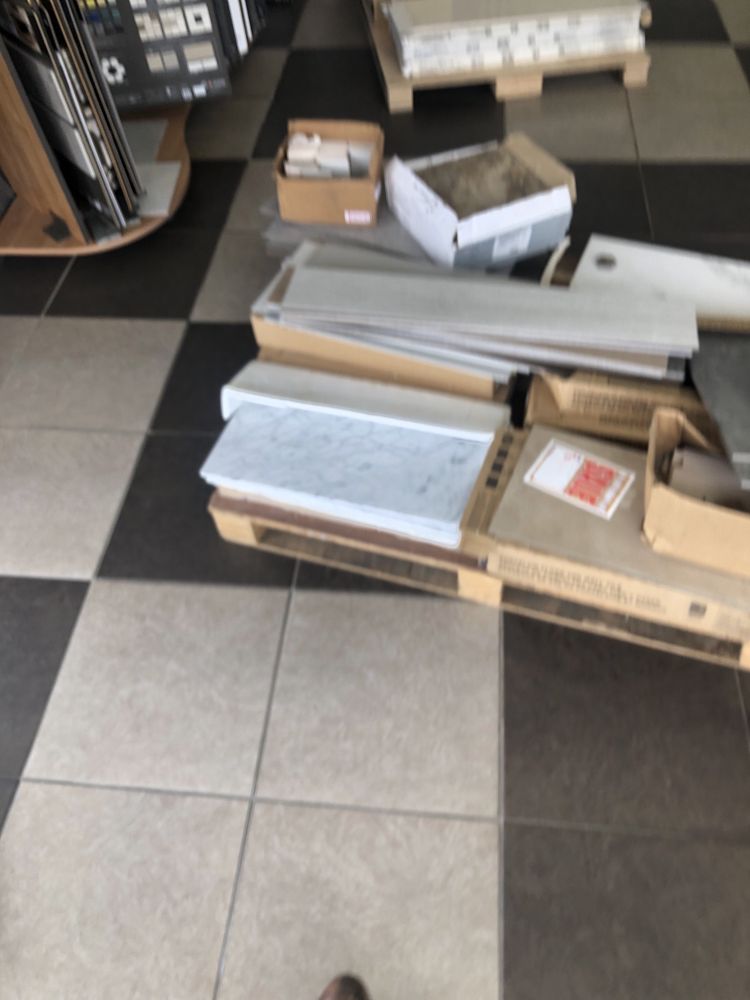 BIG BOBS FLOORING OUTLET Updated June 2024 8949 Pkwy E, Birmingham