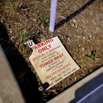Ace Towing - Hidden parking sign.. - Towing Near Me - Santa Rosa, California
