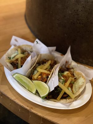 LOS TACOS No.1 by null