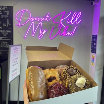 Donut Factory - Walk in - Donuts Near Me - Seattle, Washington