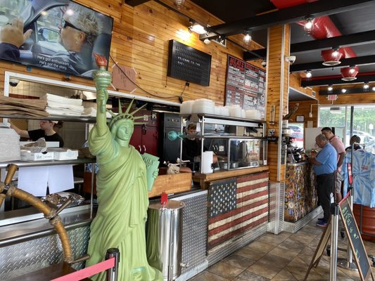 Red White & Que Smokehouse by null