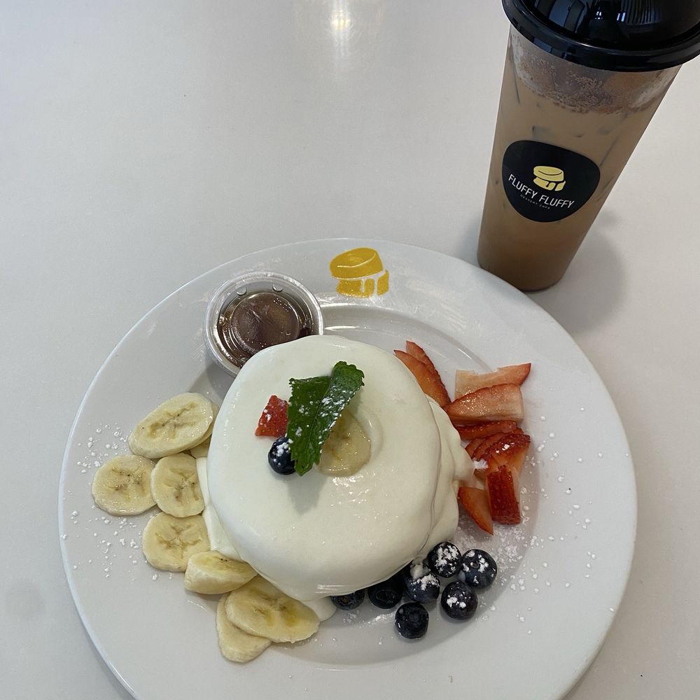 Fluffy Fluffy Dessert Cafe - Signature pancakes and a honey cinnamon latte - Desserts Near Me - Orlando, Florida