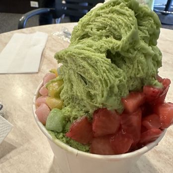 Salju Dessert - Matcha with strawberry and mochi - Desserts Near Me - Alhambra, California Salju Dessert - Matcha with strawberry and mochi - Desserts Near Me - Alhambra, California