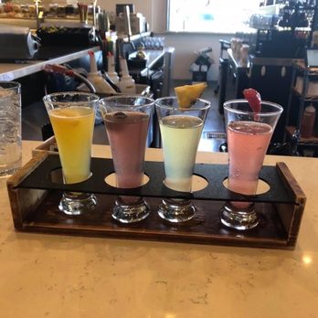Hash Kitchen - Bar area - Breakfast & Brunch Near Me - Scottsdale, Arizona