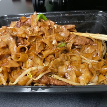 Y & J Gourmet - Beef chow fun - Chinese Near Me - Pasadena, California Y & J Gourmet - Beef chow fun - Chinese Near Me - Pasadena, California