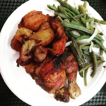 Panca - Peruvian chicken quarter, plantains and green beans. Really delicious! - Peruvian Near Me - Nashville, Tennessee Panca - Peruvian chicken quarter, plantains and green beans. Really delicious! - Peruvian Near Me - Nashville, Tennessee