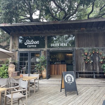 Saloon Coffee - Outside - Coffee & Tea Near Me - Malibu, California