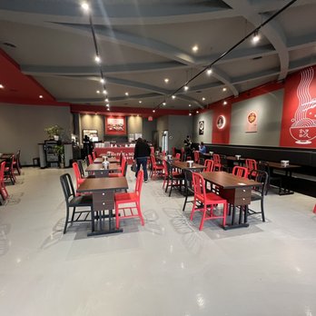 Kim's Noodle - Spacious sitting area - Korean Near Me - North York, Ontario