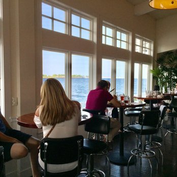 Harbor House by Bartolotta - Nice view of the lake - Seafood Near Me - Milwaukee, Wisconsin