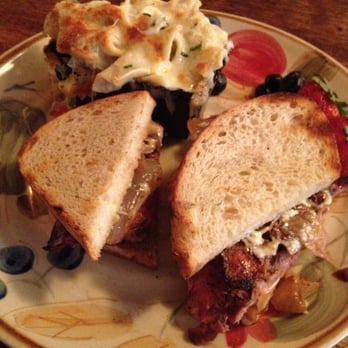 Old Place - steak sandwich - American Near Me - Cornell, California