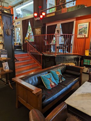 Battery Park Book Exchange & Champagne Bar by null