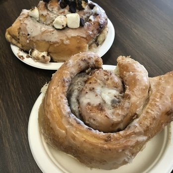 Grandma Ruth's Cinnamon Rolls - Snore and Regular Cinnamon Rolls - Bakeries Near Me - Branson, Missouri