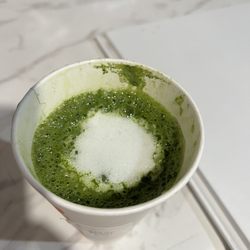 Dunkin - Why is the mocha green
