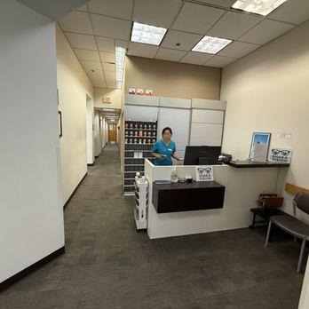 Shaka Vision - Reception area - Optometrists Near Me - Kahului, Hawaii