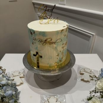 Raleigh Cakes - Custom Cakes Near Me