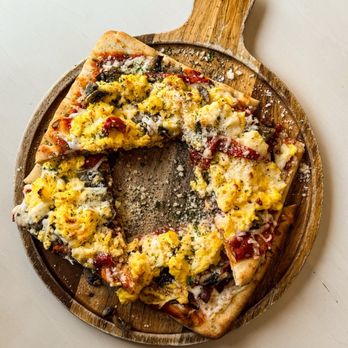 Hilton Garden Inn Flint Downtown - Breakfast Flatbread - Hotels Near Me - Flint, Michigan Hilton Garden Inn Flint Downtown - Breakfast Flatbread - Hotels Near Me - Flint, Michigan
