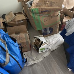 Damaged goods, how the moving company delivers your items Damaged goods, how the moving company delivers your items