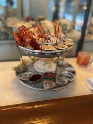 Pearl and Mary Oyster Bar by null