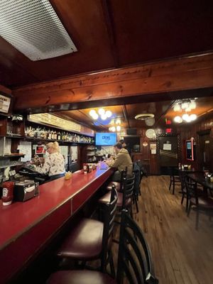 Rutt's Hut by null
