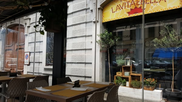 Lavitaèbella | Ristorante - Insalateria by null