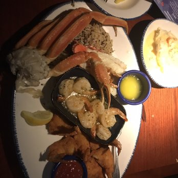 Red Lobster - Ultimate Feast - Seafood Near Me - Bakersfield, California Red Lobster - Ultimate Feast - Seafood Near Me - Bakersfield, California