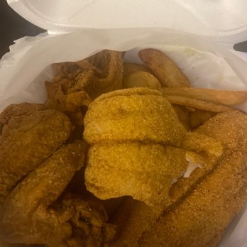 Wingz It Iz - I ordered Catfish and Wings. They gave me Swai fish. - Chicken Wings Near Me - Alsip, Illinois Wingz It Iz - I ordered Catfish and Wings. They gave me Swai fish. - Chicken Wings Near Me - Alsip, Illinois
