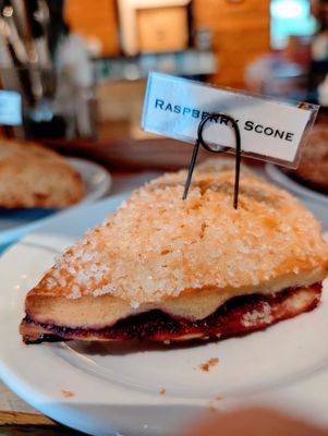 Albina Press by null