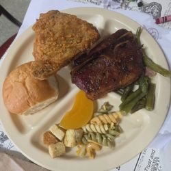 Oakridge Restaurant - Food from buffet
