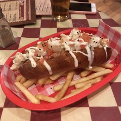 Churchills Sports Bar - Lobster roll