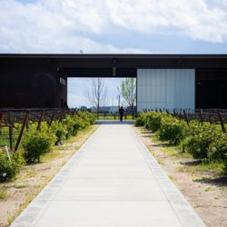 m2 Wines - Outside