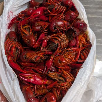 Atchafalaya Crawfish - Boiled crawfish - Cajun/Creole Near Me - Pearland, Texas