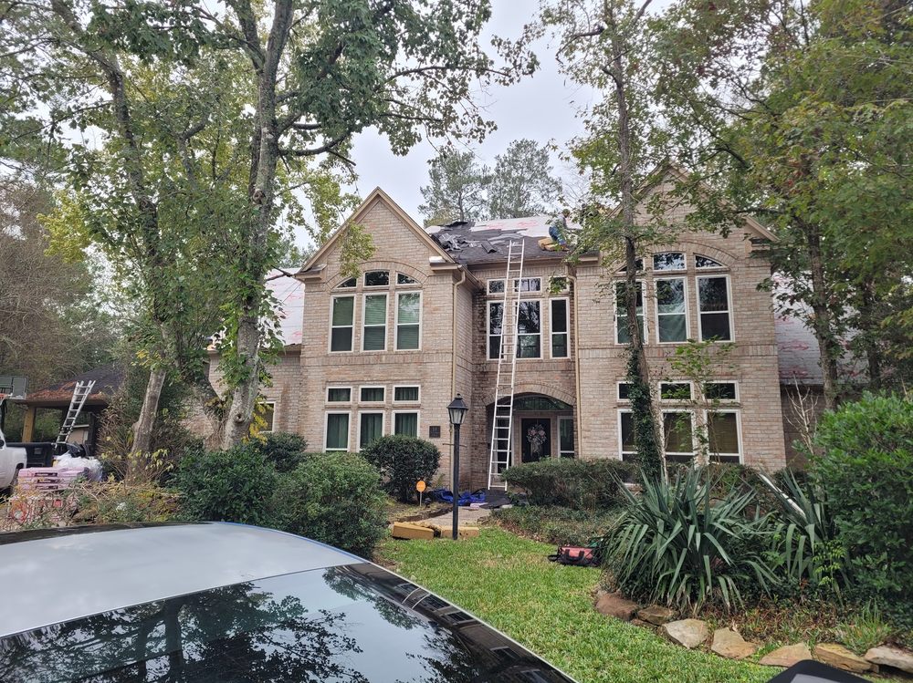 Slide of Trace Roofing & Construction