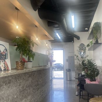 Bobapop Tea Bar - inside - Bubble Tea Near Me - Costa Mesa, California