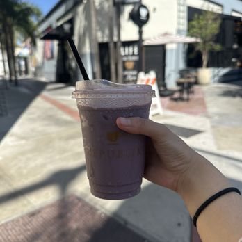 Republik Coffee Burbank - Purple Caramel Latte - Cafes Near Me - Burbank, California Republik Coffee Burbank - Purple Caramel Latte - Cafes Near Me - Burbank, California