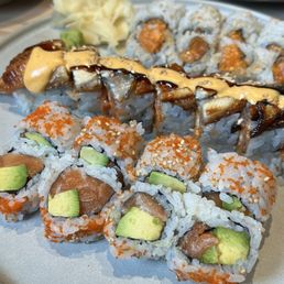 spicy salmon roll, salmon avocado roll