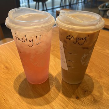 Starbucks - Strawberry açaí lemonade - Coffee & Tea Near Me - Hackettstown, New Jersey