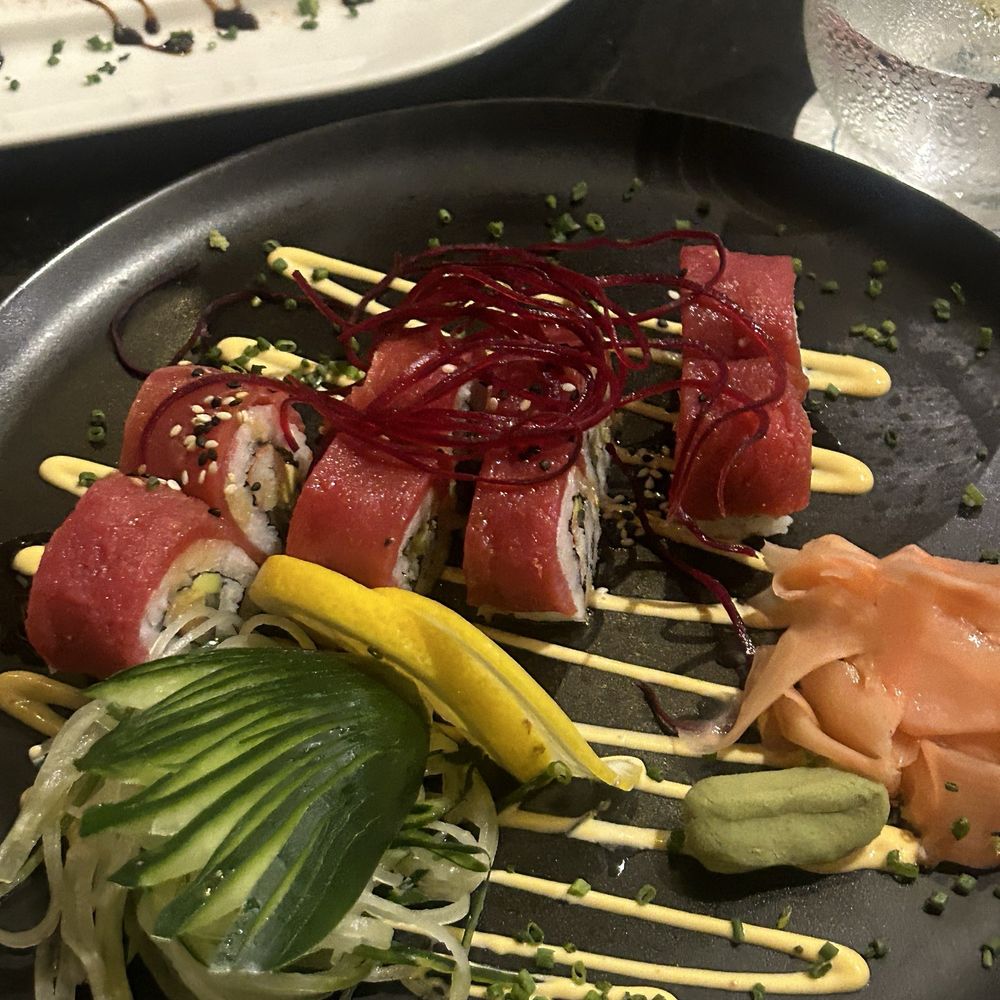 Neptune - Tuna sushi - Seafood Near Me - Cabo San Lucas, BCS