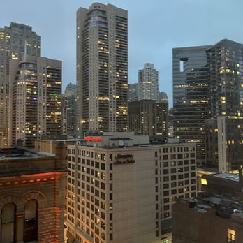 SpringHill Suites by Marriott Chicago Downtown/River North - Hotels Near Me - Chicago, Illinois SpringHill Suites by Marriott Chicago Downtown/River North - Hotels Near Me - Chicago, Illinois
