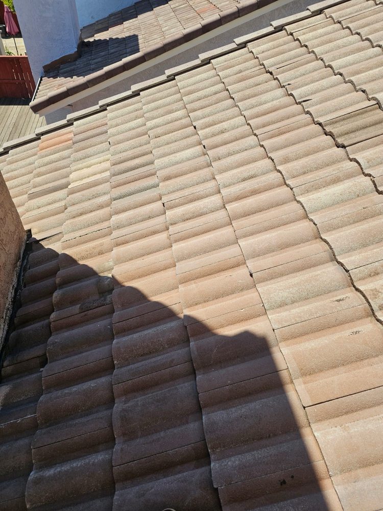 Slide of AF Roofing & Siding