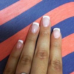 Best Nail & Spa - Gel French Manicure