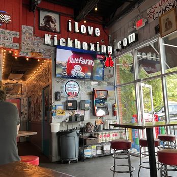 Tony’s Eat and Drink - Inside - Sports Bars Near Me - Franklin, Tennessee Tony’s Eat and Drink - Inside - Sports Bars Near Me - Franklin, Tennessee
