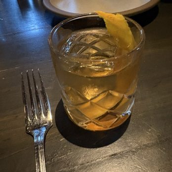 The Charter Oak Restaurant - Old fashioned - New American Near Me - St Helena, California