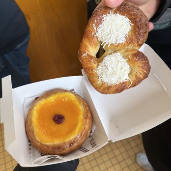 Elbow Bread - Marmalade and coconut pastries - Bakeries Near Me - New York, New York